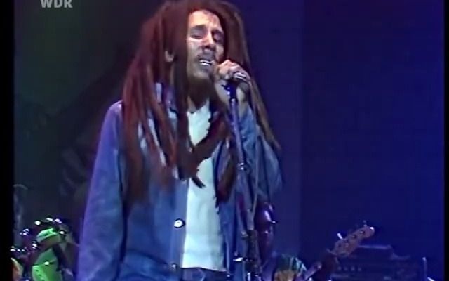 [图]【中英 经典现场】Bob Marley & The Wailers - No Woman, No Cry