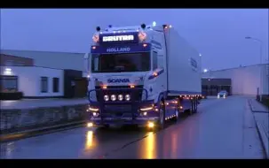 Скачать видео: 〔Open Pipe〕斯堪尼亚R系V8开管引擎声浪展示 | Scania R520 V8