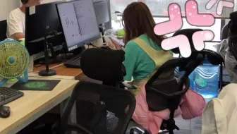 做账是我，报销是我，报税是我，合同管理是我，发工资还是我，一个人身兼数职#会计 #苦逼财务