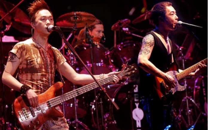 金属狂人 (beyond告别演唱会)_哔哩哔哩_bilibili