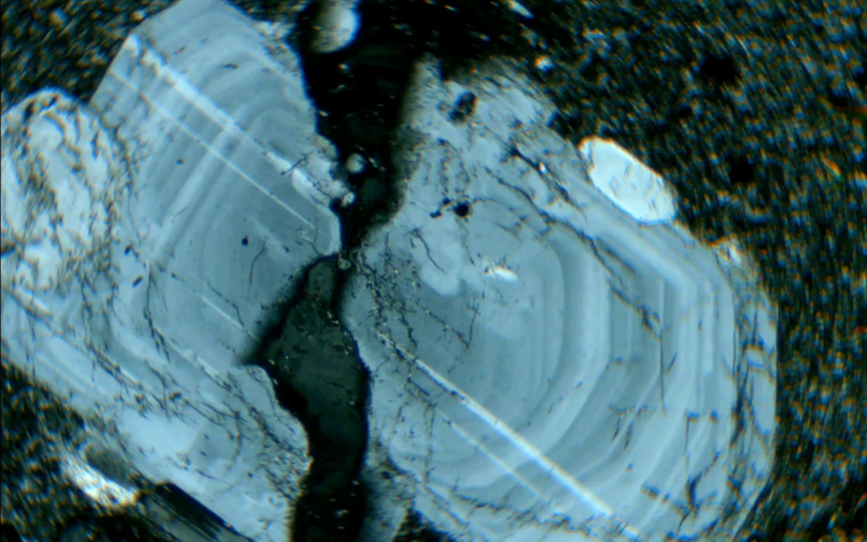 (岩矿鉴定)显微镜下的矿物世界——斜长石