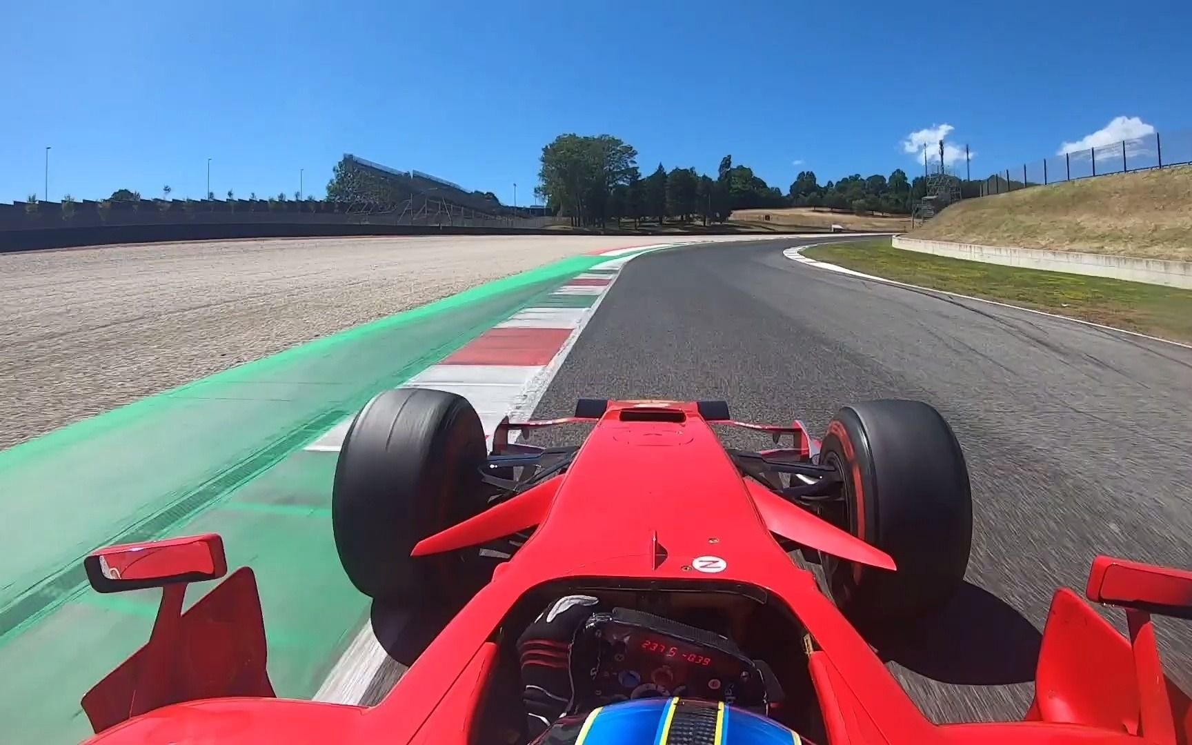 法拉利f2008穆杰罗赛道一圈