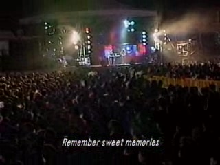 [图][LIVE]Kiss Destination - Sweet Memories[RENDEZVOUS SPACE IN OKINAWA 3m14s]