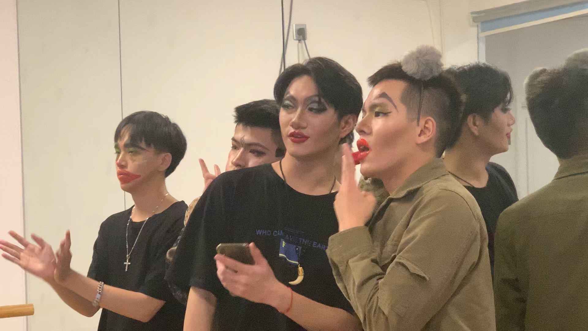 精神小伙线下聚会_哔哩哔哩_bilibili