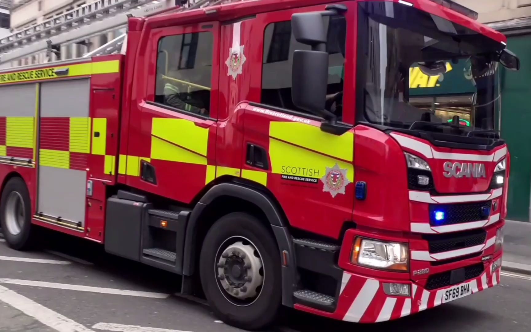 沃尔沃xc60快速响应救护车出警英国英格兰与苏格兰地区应急车辆出警