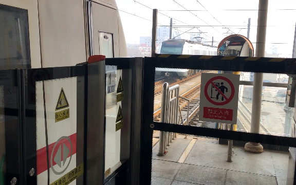 天津地铁9号线dkz7型bmt138号车出地铁泰达站