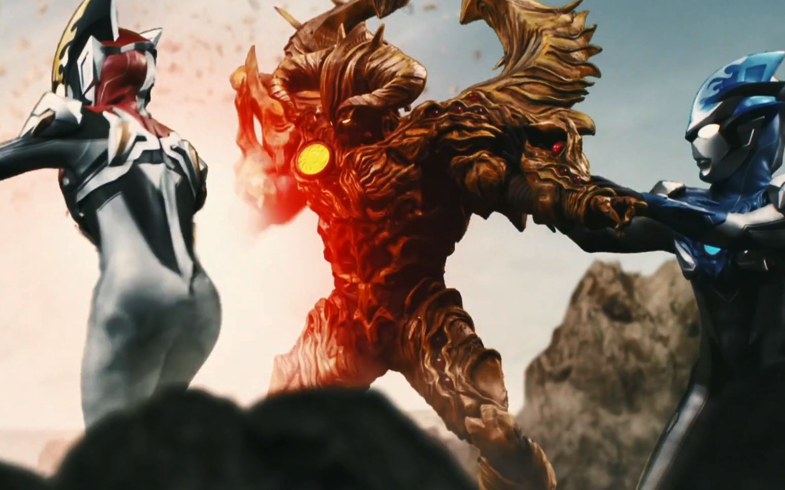 超时空魔神艾塔尔加和黑暗路基艾尔出现,奥特战士陷入苦战