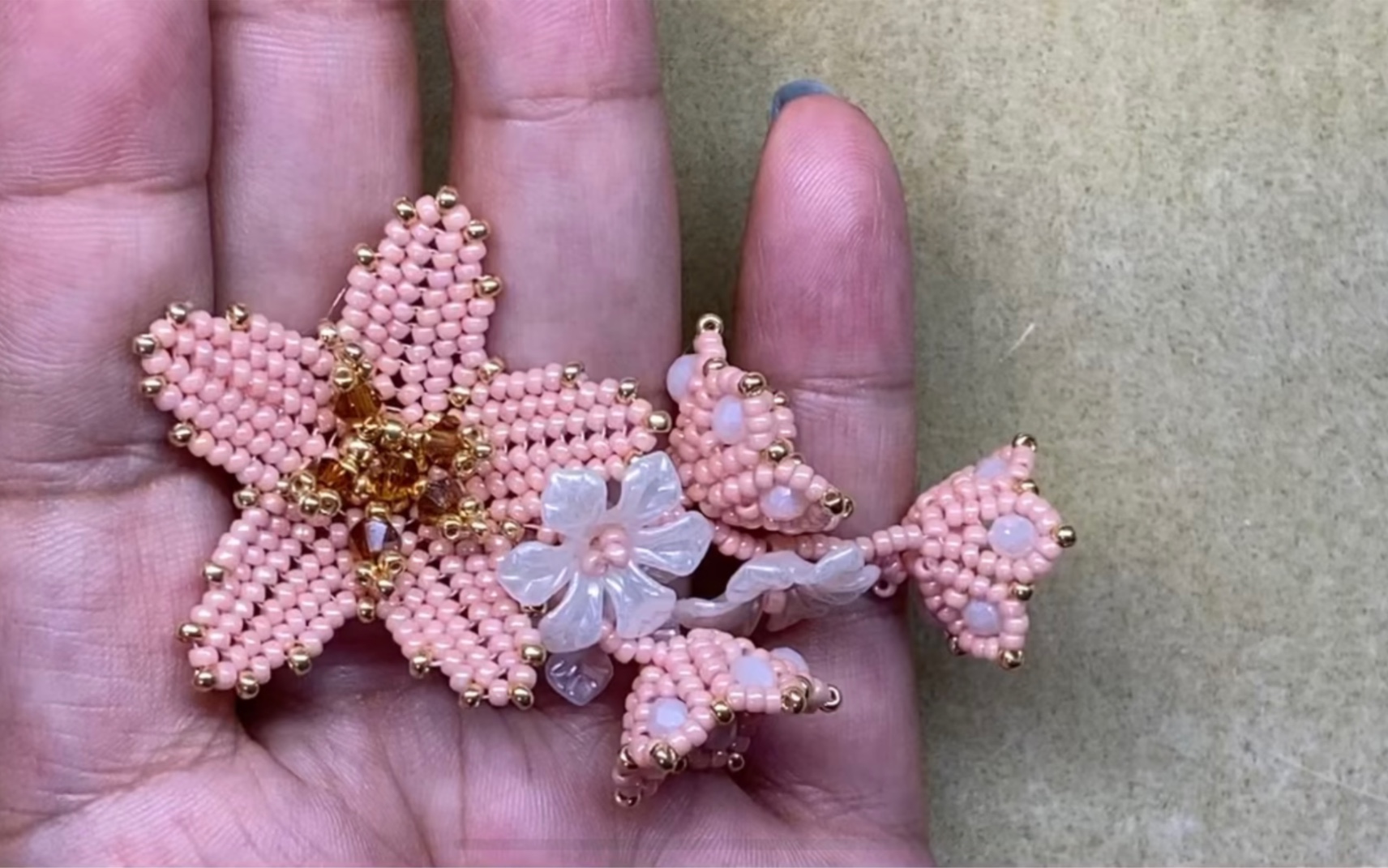 串珠教程-花朵耳环