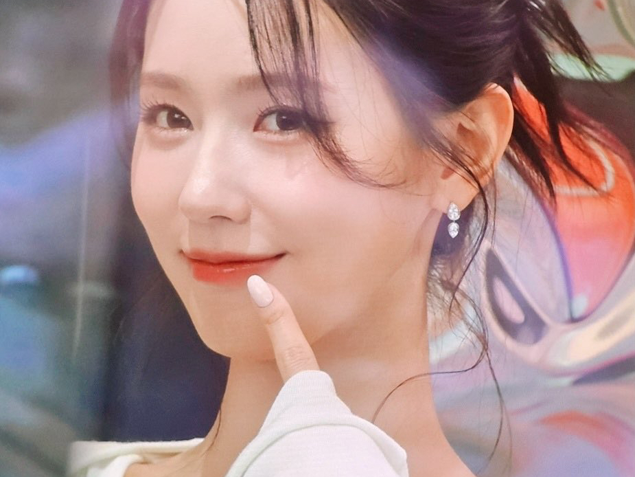 【赵美延】24051692美延wakemake快闪活动/behind