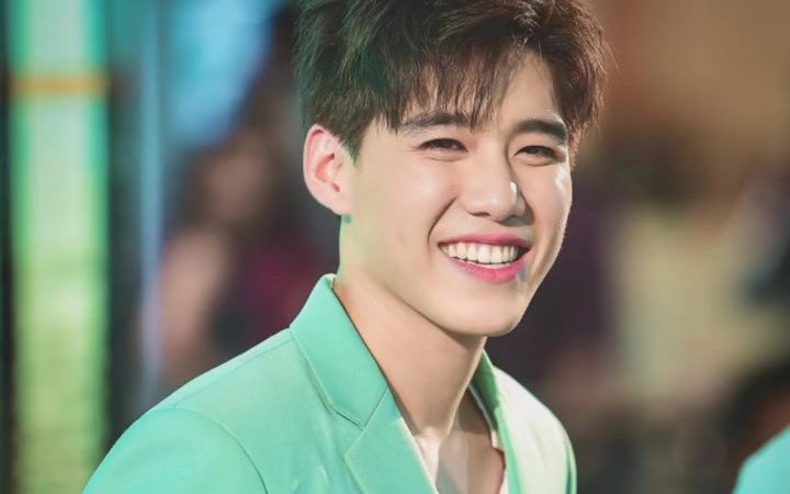 【bkpp】绿色西装 再看亿遍