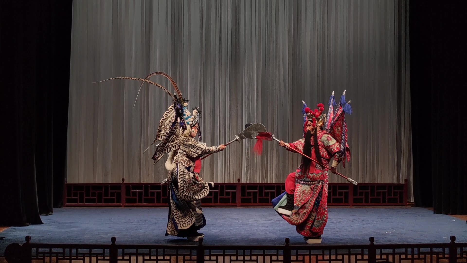 昆曲《铁冠图·对刀步战》对刀|江苏省昆剧院|周遇吉(杨阳饰),李洪基