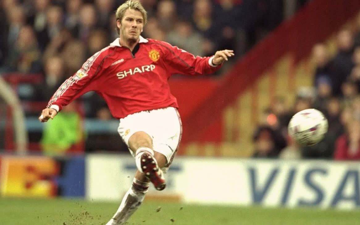 揭秘贝克汉姆任意球绝技,欣赏经典圆月弯刀_哔哩哔哩_bilibili