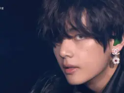 Download Video: 【BTS】「双语字幕」Fake Love‘若是为了你 即使悲伤我也可以装作喜悦’