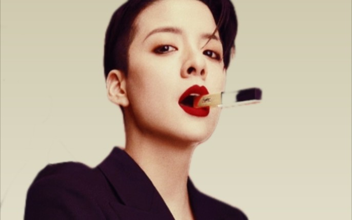 宋茜:amber穿性感的衣服的话特别性感._哔哩哔哩_bilibili