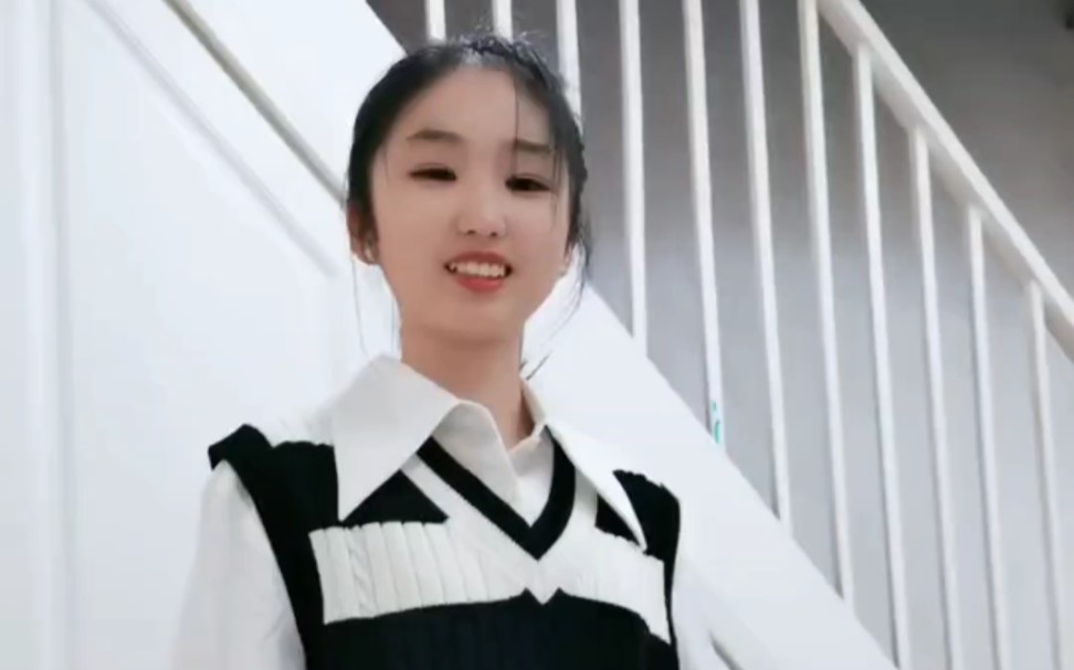 是甜甜,是思涵!:downdowndown