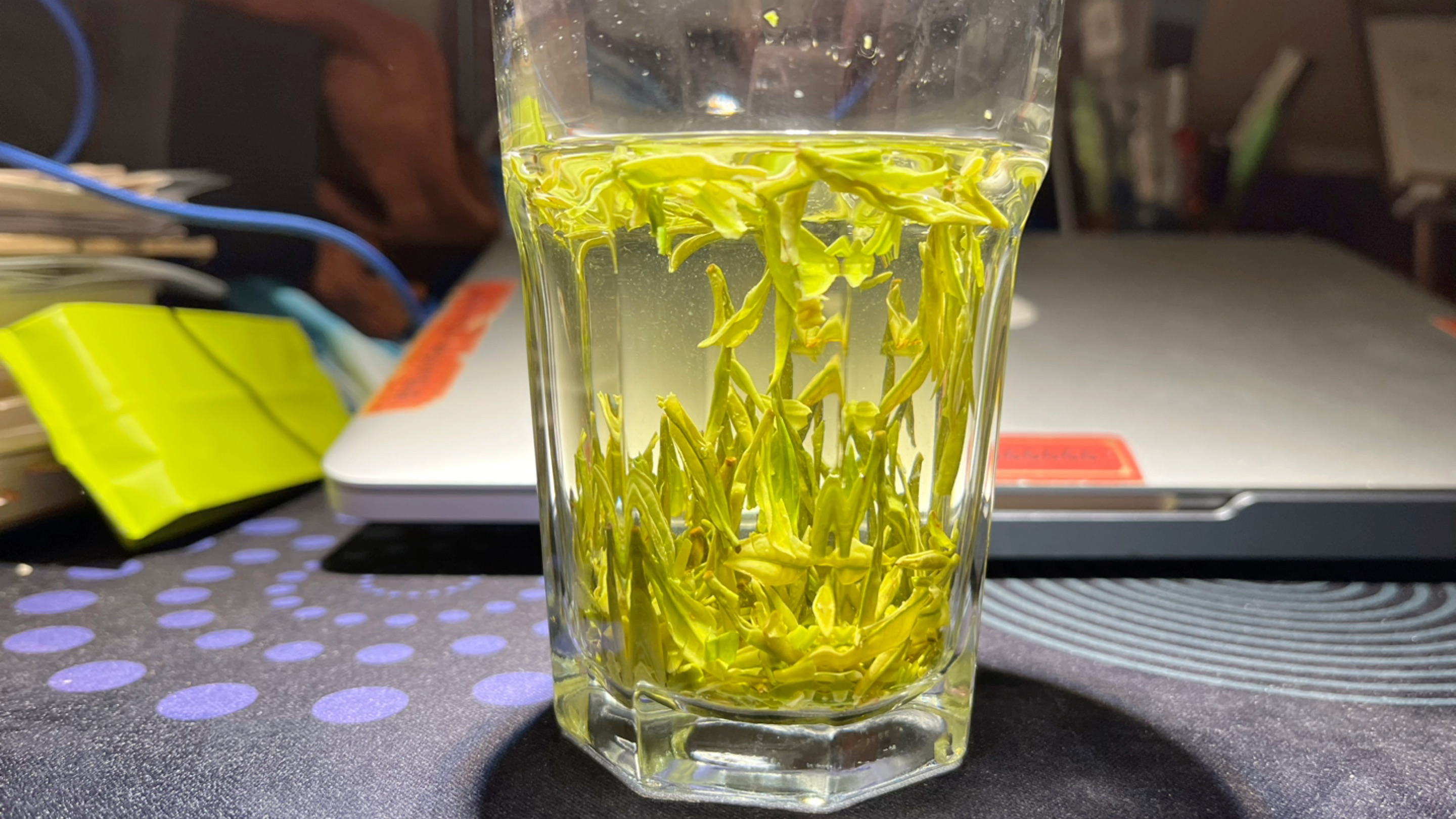 安吉白龙井 龙井工艺同样的鲜,但不同于龙井.好芽头