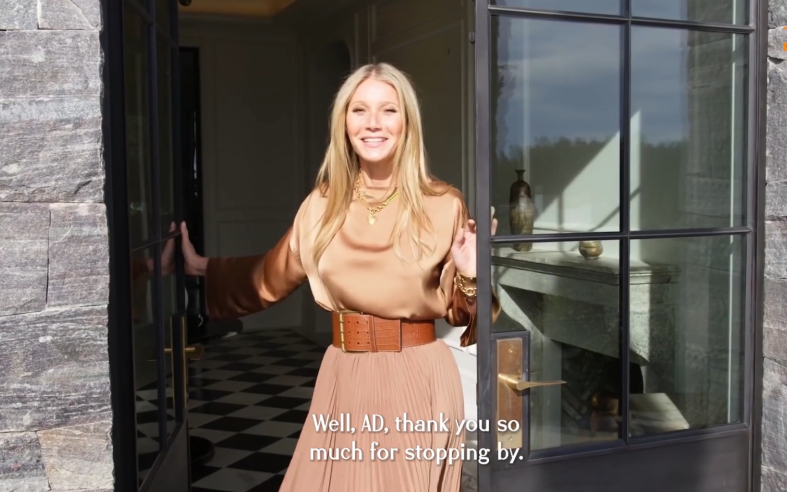 [图][ENG CC] AD - Inside Gwyneth Paltrow's Tranquil Family Home | Open Door