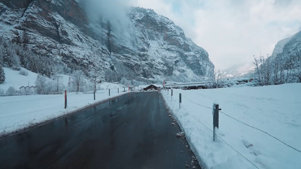 [图]『雪中漫步』在瑞士施特歇尔贝格雪中行走