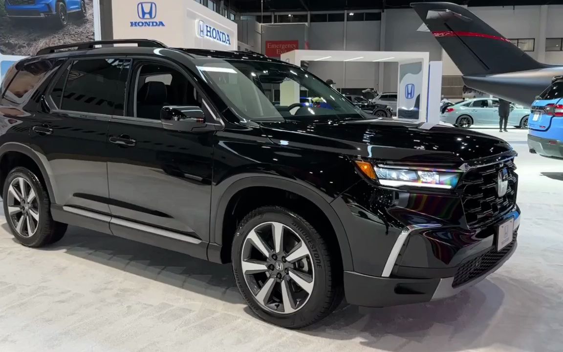 沉浸式体验2023款本田飞行员大型suv