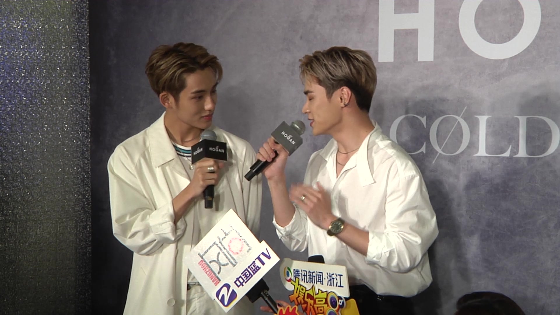 20191018威神v董思成钱锟采访全程留档6分48秒