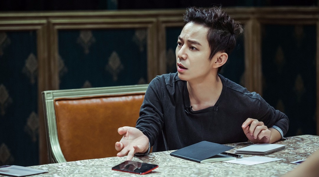 身为北外语言系的老师,何炅被要求讲阿拉伯语,气氛略显尴尬!