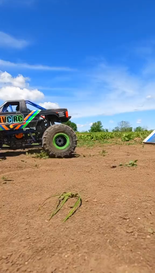 大脚车动力十足