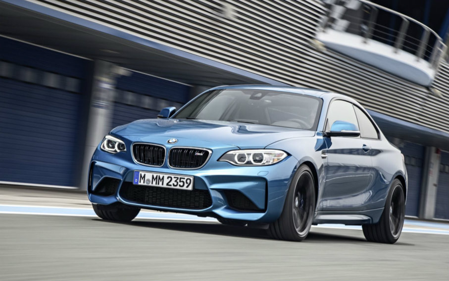 海外首次试驾宝马m2视频并对比m3m4_超清