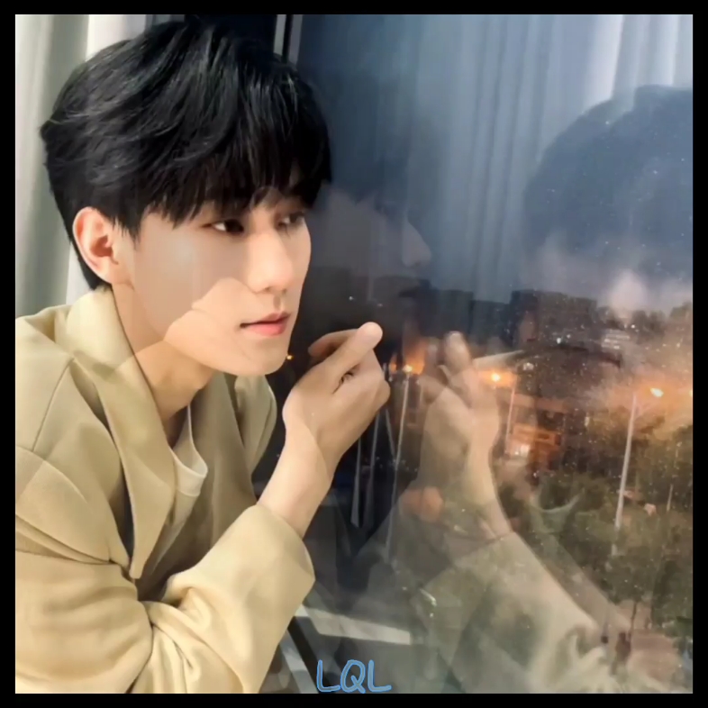 青春疼痛文学男主角限定皮肤张真源_哔哩哔哩_bilibili