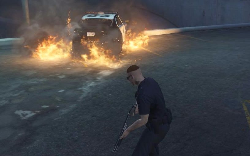 gta5 居然烧警车,我还是真是圣洛都第一悍匪啊 逃狱事件 警局骚动