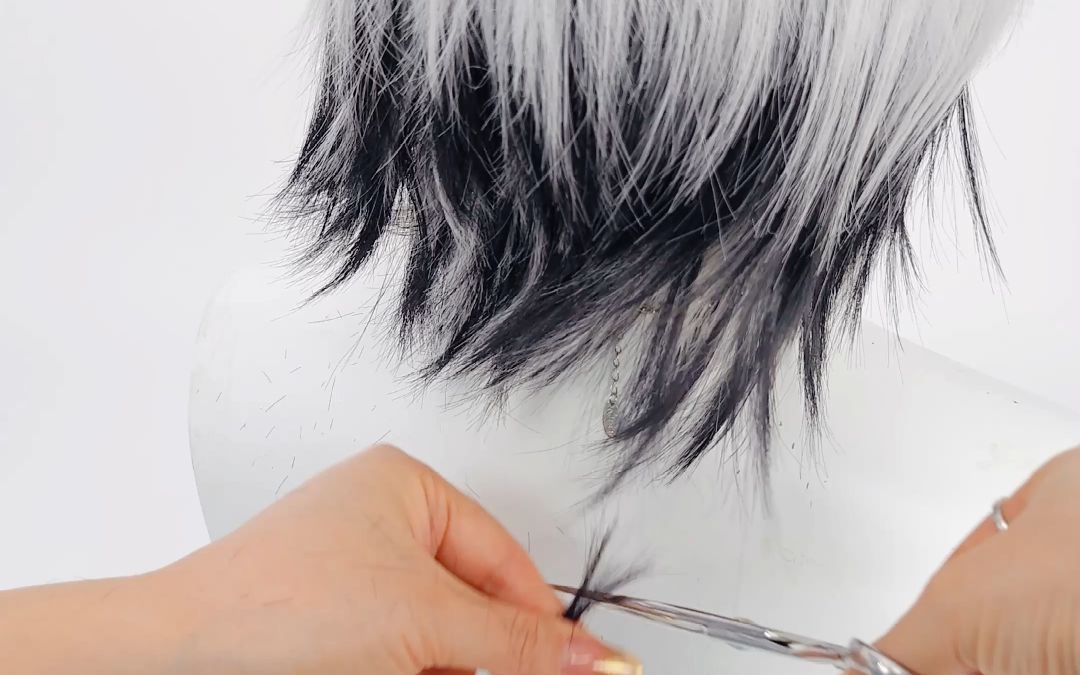 【美亚自由人】虚拟歌姬v flower v4人设