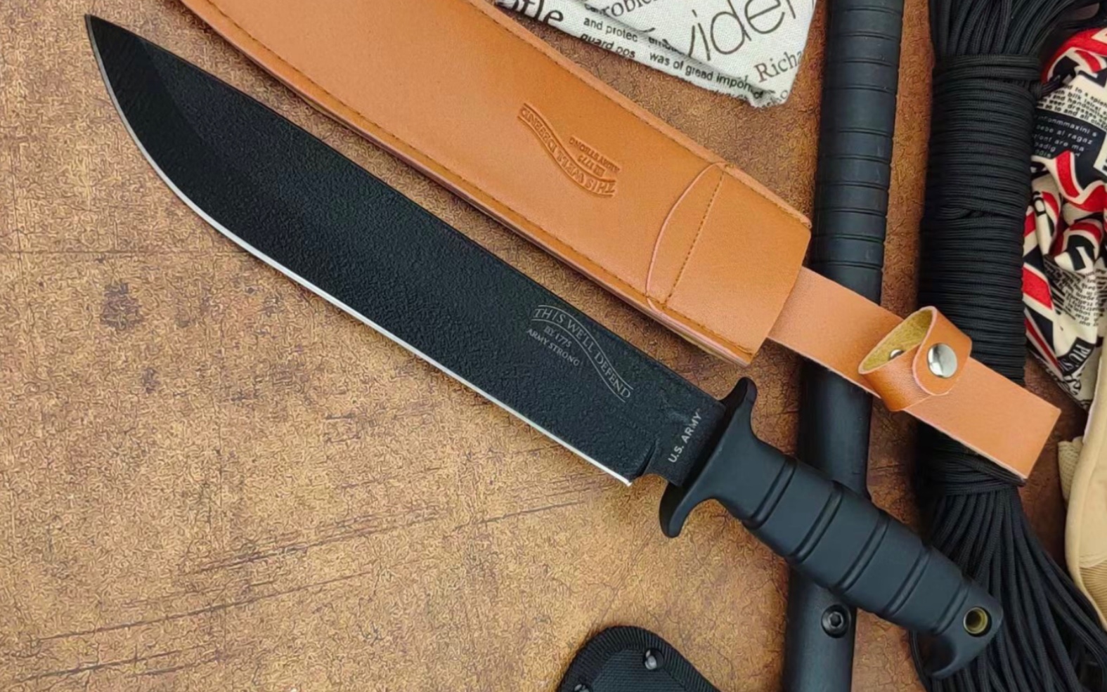 战术直刀:army丛林大兵生存刀,aus-8一体钢战术军刀,户外野营开路刀