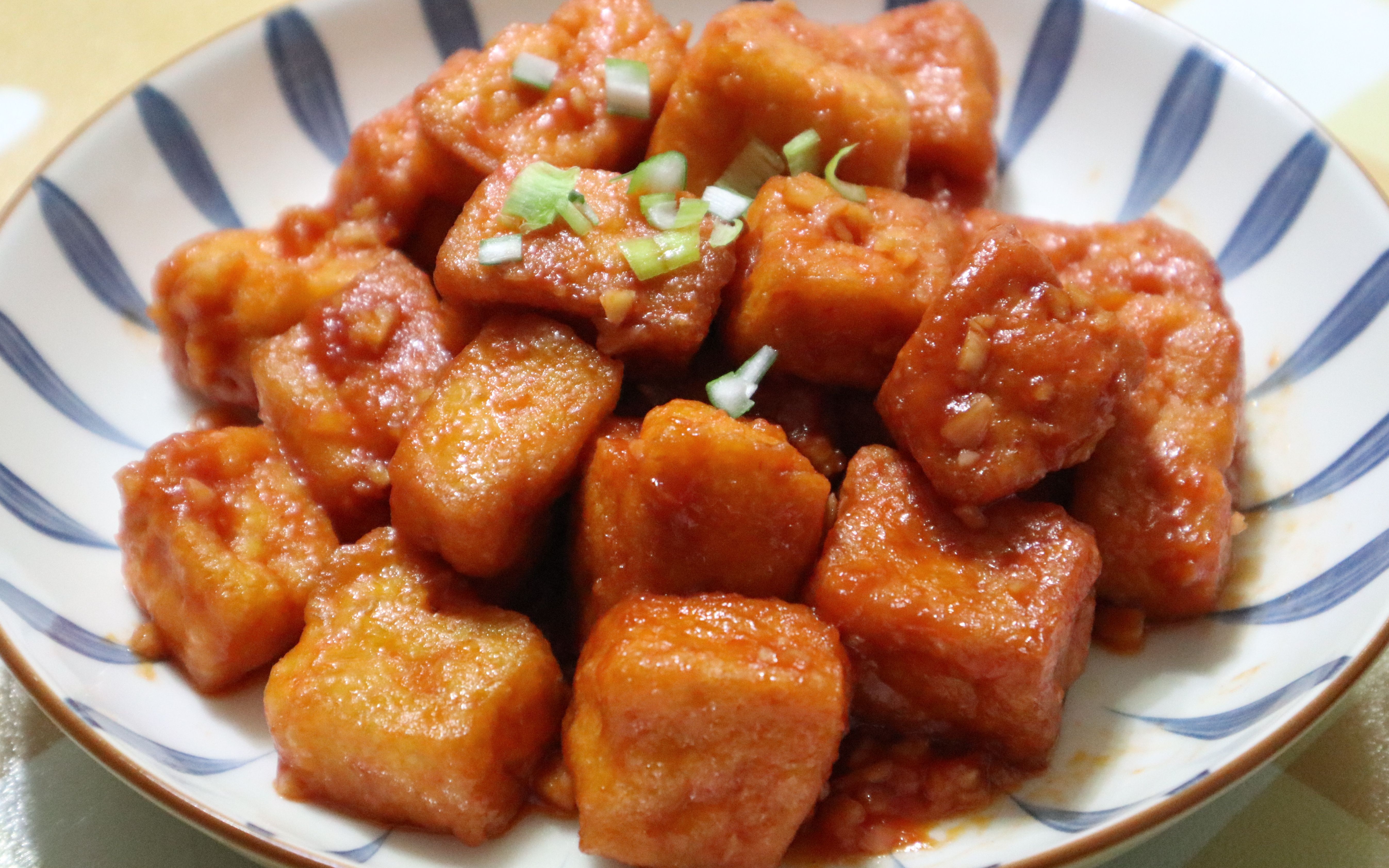 豆腐泡这样做好吃又下饭,操作简单,酸甜适口,比吃肉还香