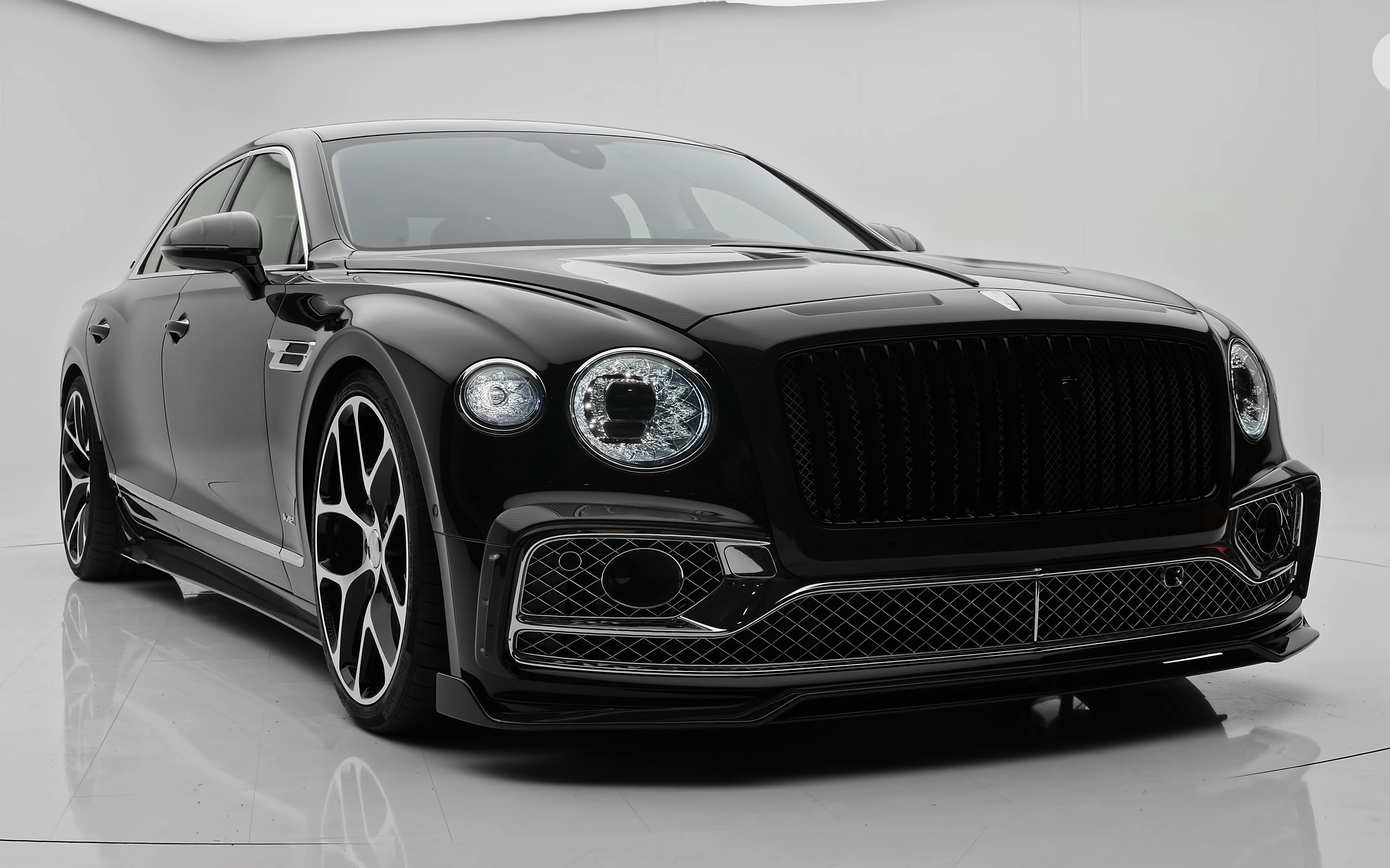 【4k】宾利再次定义豪华,实拍感受21款飞驰w12