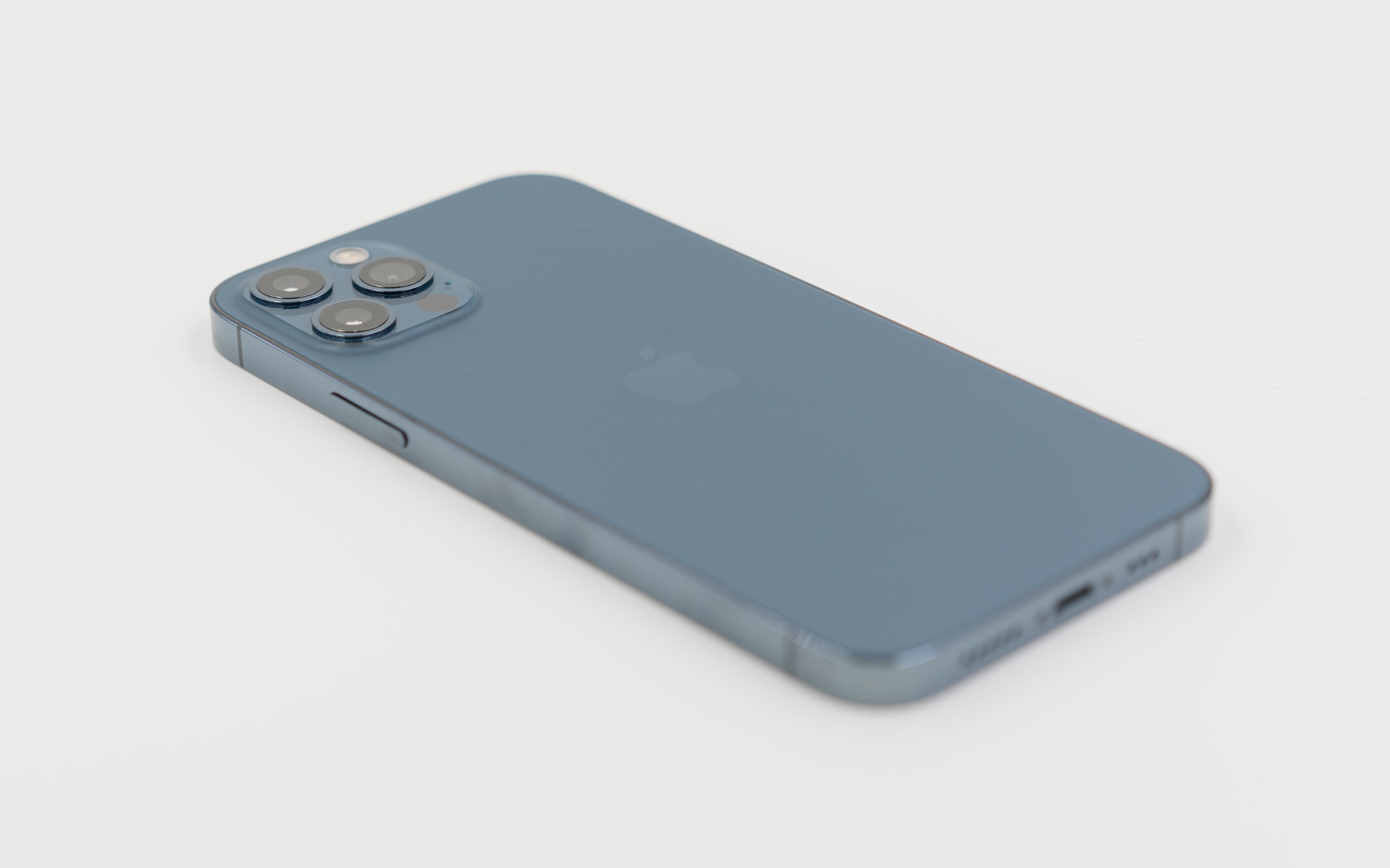 iphone 12 pro 海蓝色开箱