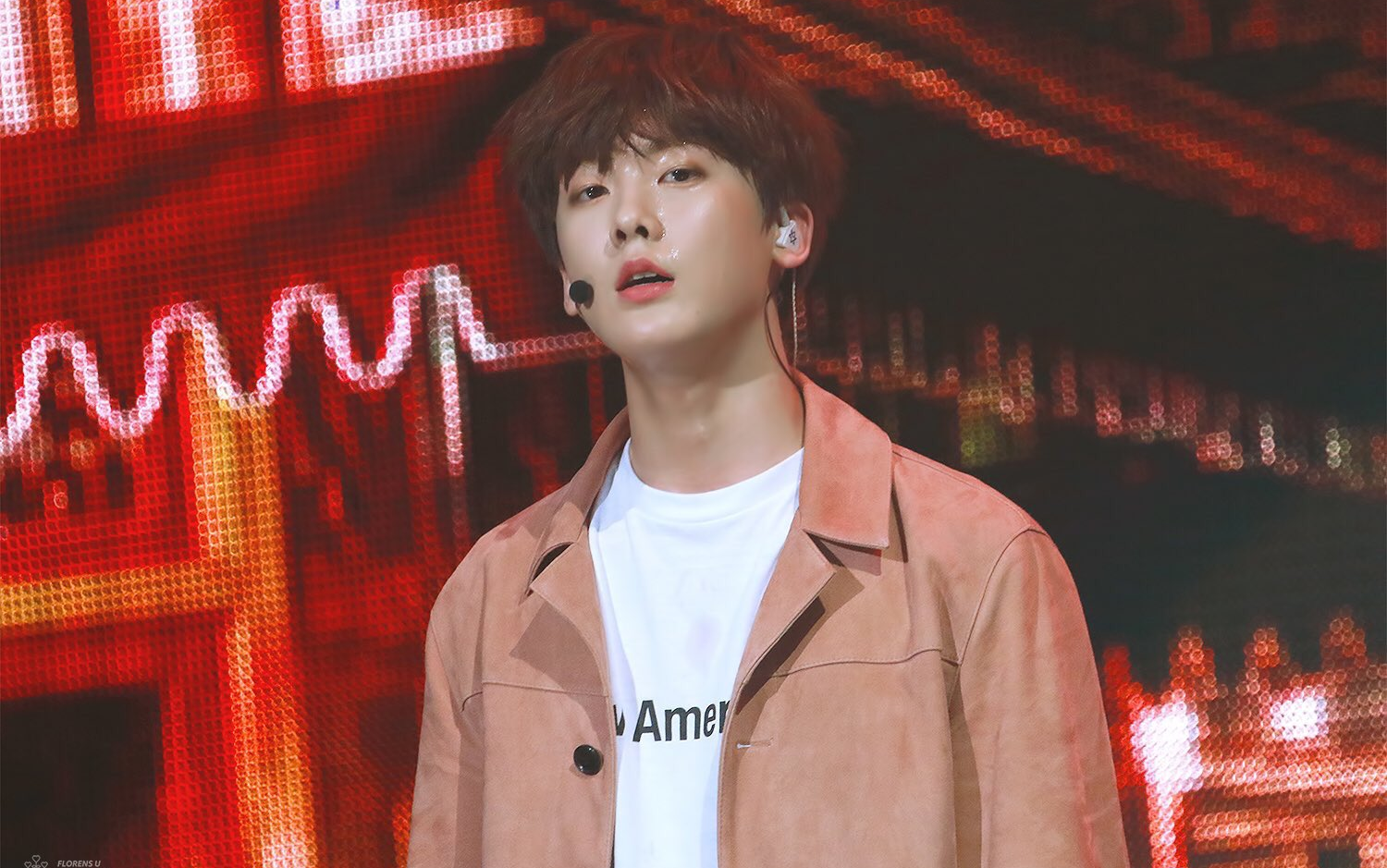 astro尹产贺cover脸红的思春期《说爱我》视频自制