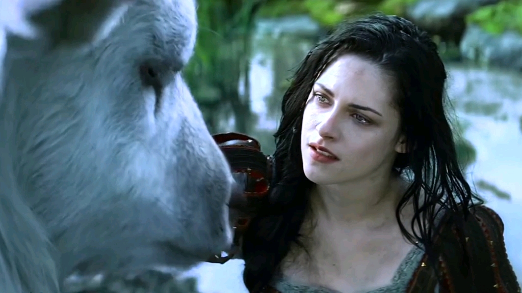 女孩太美连妖怪都心动了,看大卸八块的美女怎么一块一块接上缝好.