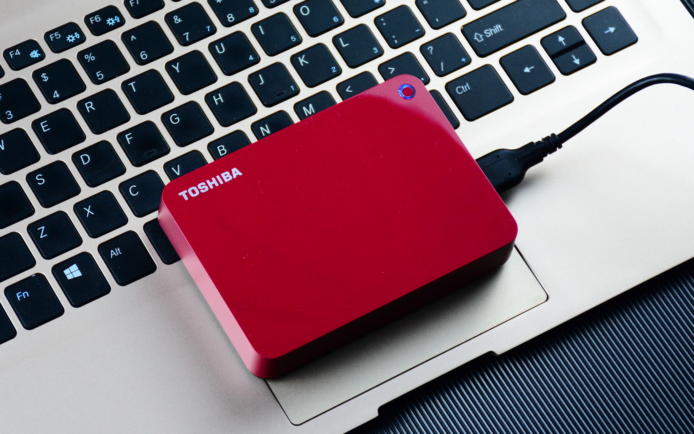 4tb大容量!东芝v9装得下"全世界"!