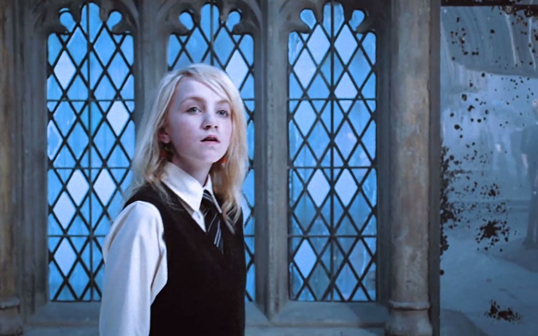 她应该是哈利波特中最快乐的女孩吧---卢娜