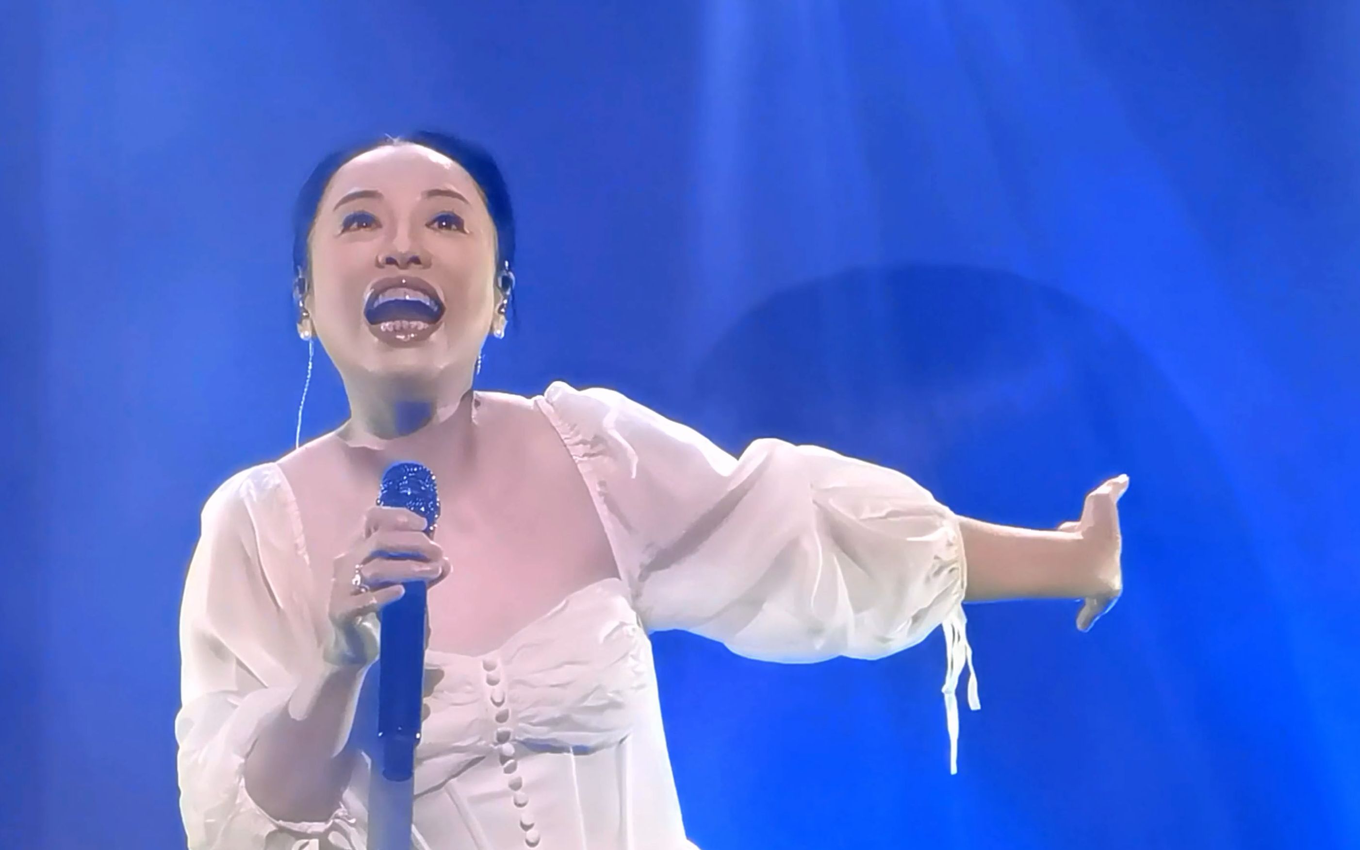 (4k近景直拍)尤物2之黄绮珊绮望三十年深圳站