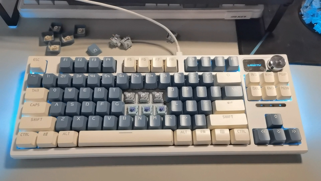 狼途lt84键盘 单模版本拂晓配色测评来啦