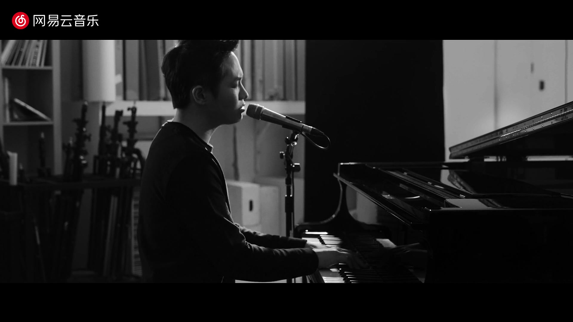 合集梁博有故事的歌有魅力的人多少人因为一首男孩入坑要有多幸运才能