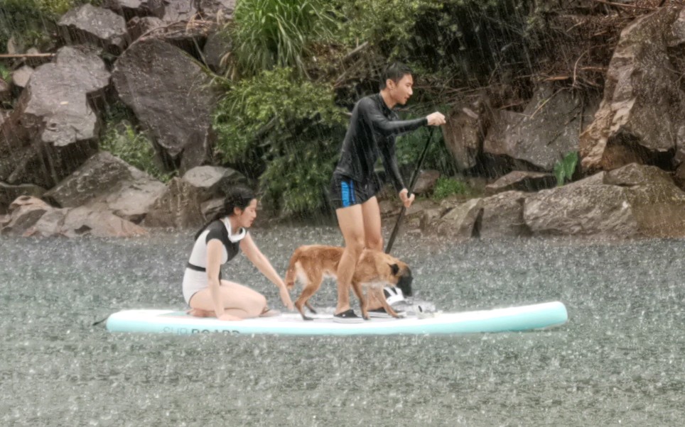 [图]好tm的浪漫 冷冷的冰雨在我脸上无情的拍