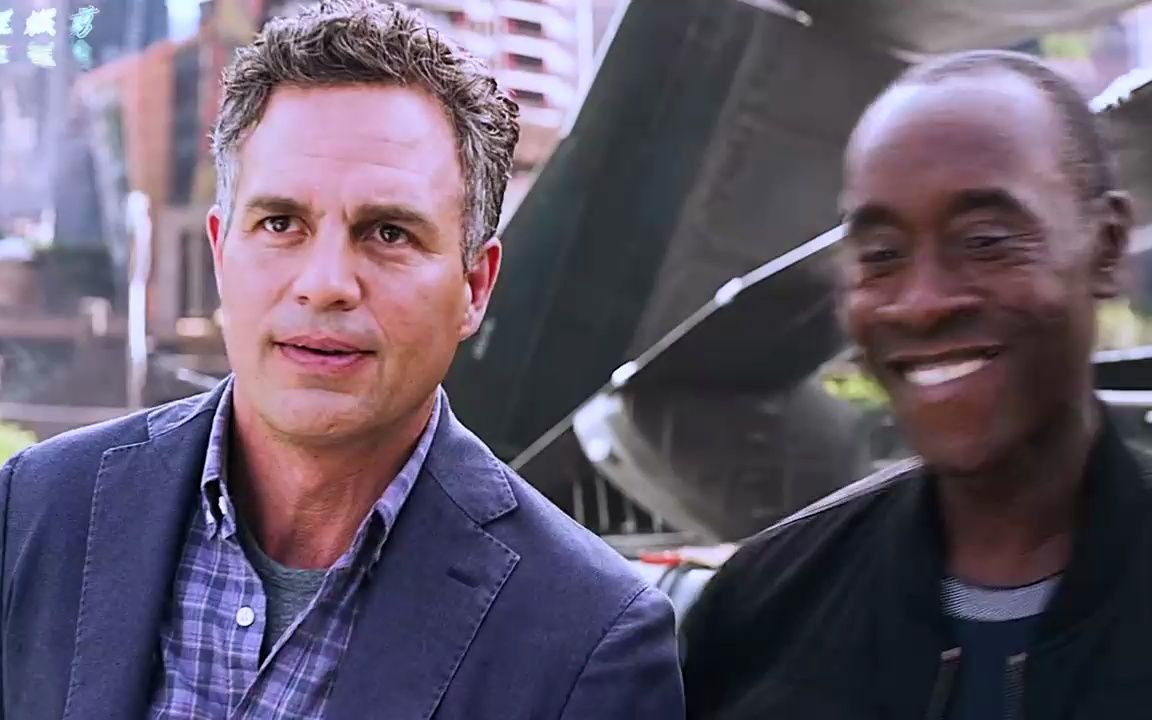 战争机器的搞笑吐槽名场面!他把观众想问的都给问了一遍.