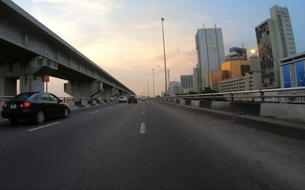 尼日利亚拉各斯街景|LAGOS NIGERIAVICTORIA ISLANDLAGOS ISLANDsunset MOTORCYCLE DRIVE哔哩哔哩bilibili