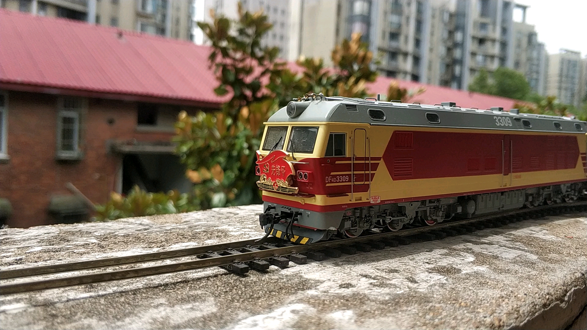 火车模型cmr东风4dk大修版连挂mtc22测试