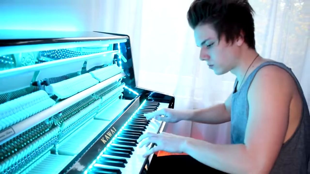 黑人抬棺钢琴曲peter buka 演奏——别有风味