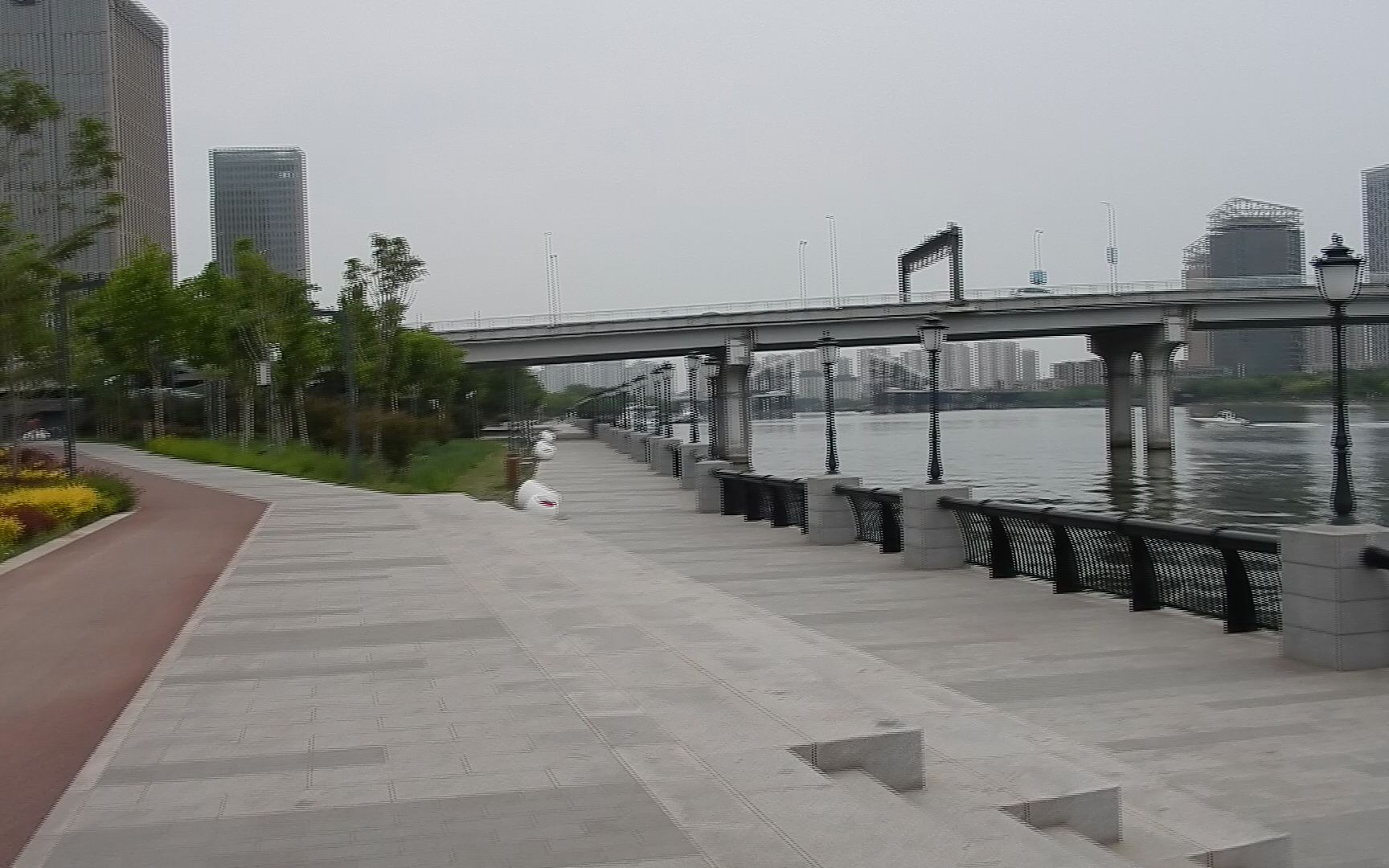com于家堡滨河公园夜景search于家堡沿河公园searc