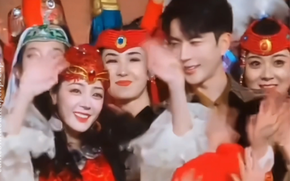 【迪丽热巴&于朦胧】啊啊啊啊啊太甜了!kswl! 爱了爱了