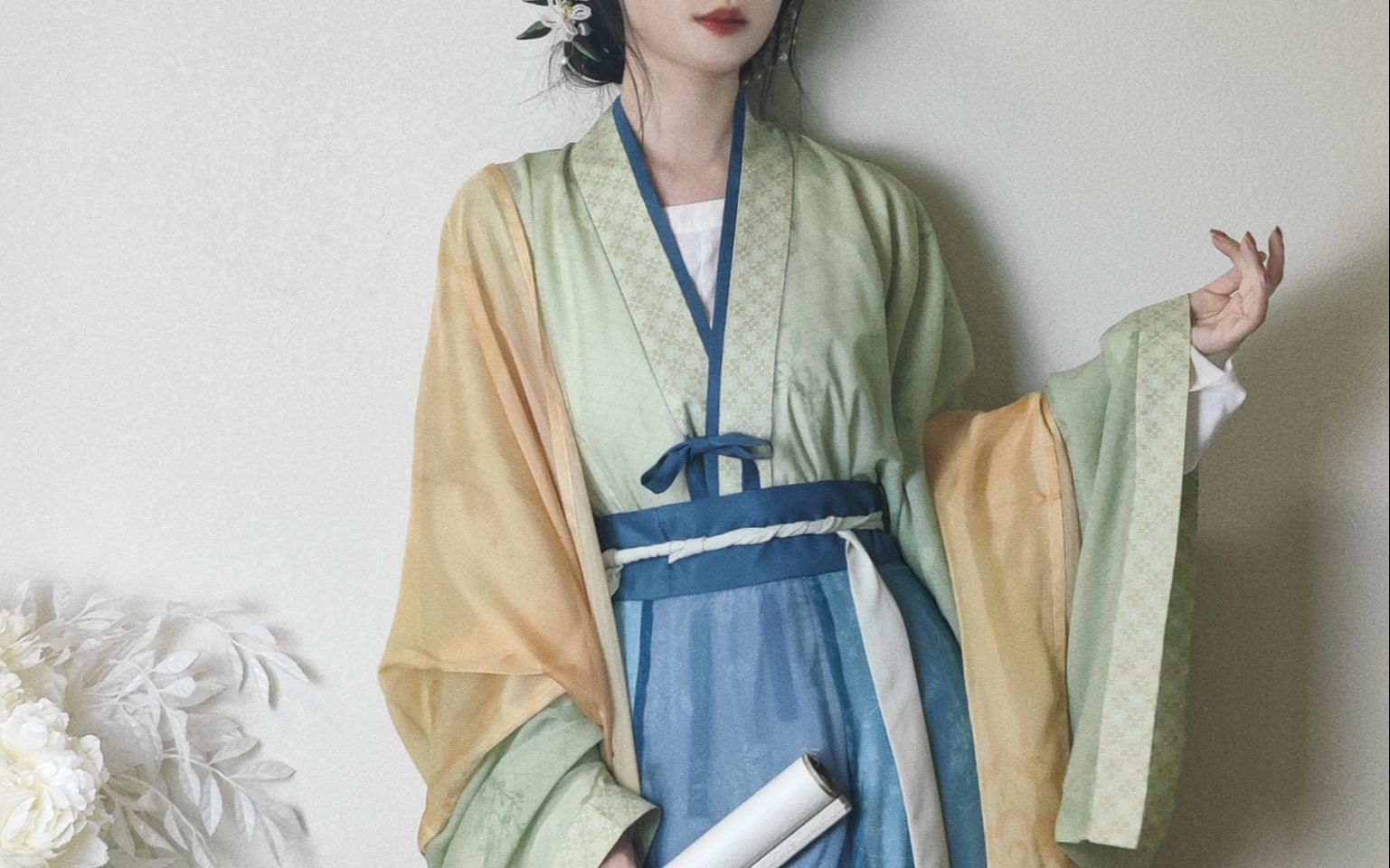 挺平价的南北朝南北朝褶衣