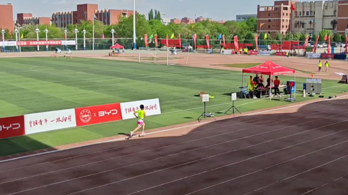 2024年兰州大学校运会5000米比赛第二视角!(无原声版)